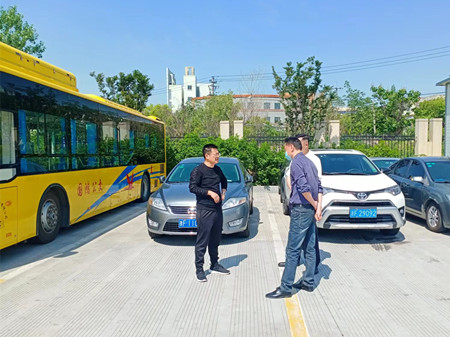 集團(tuán)何總假期檢查2(王錦榮)_副本.jpg 集團(tuán)何總假期檢查2(王錦榮)_副本.jpg